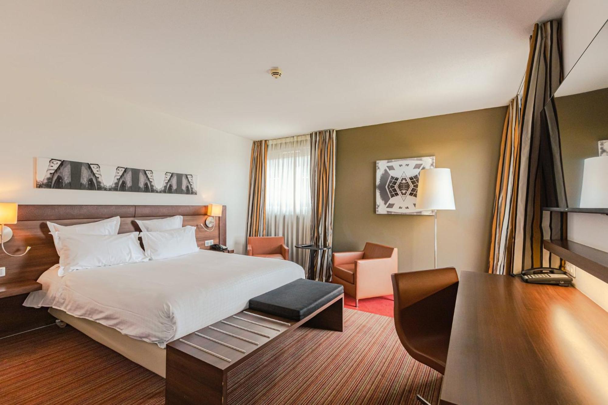 Holiday Inn Mulhouse By Ihg Ngoại thất bức ảnh