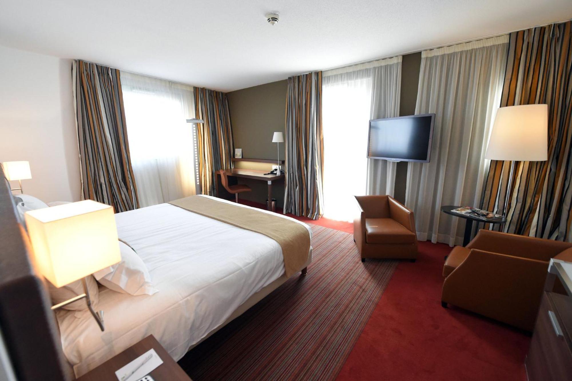 Holiday Inn Mulhouse By Ihg Ngoại thất bức ảnh