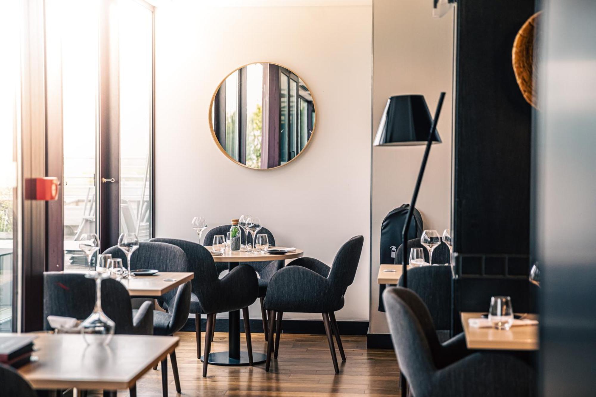 Holiday Inn Mulhouse By Ihg Ngoại thất bức ảnh