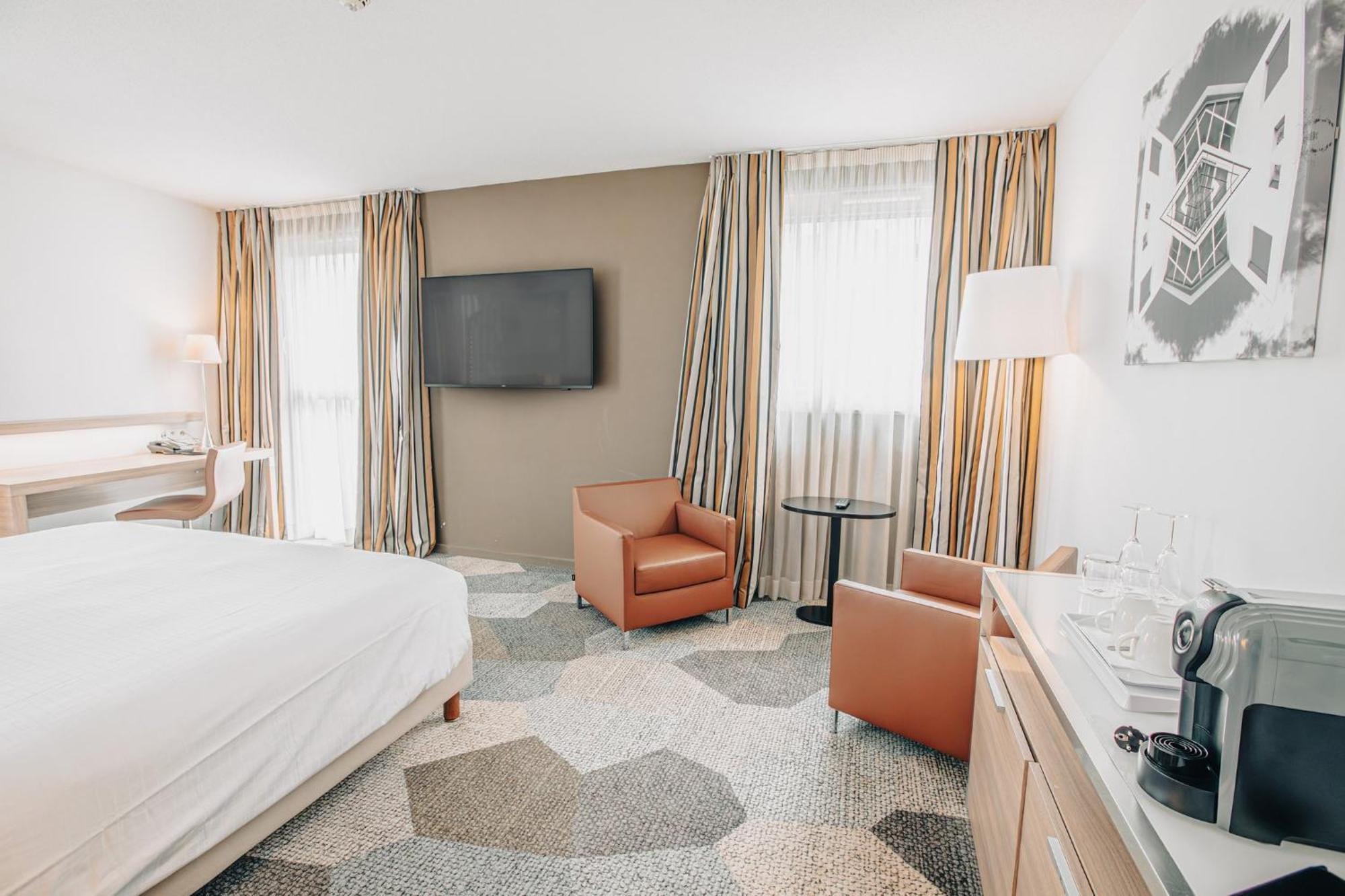 Holiday Inn Mulhouse By Ihg Ngoại thất bức ảnh